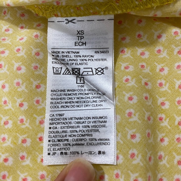 2/$24 Old Navy Pleated Dress Yellow - Picture 6 of 6